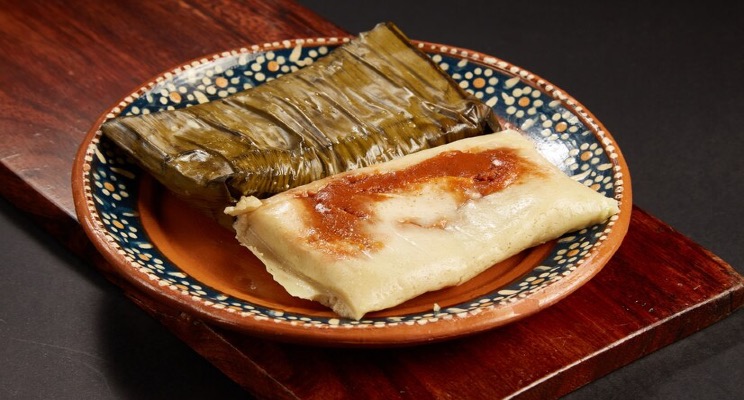 corbuse-4-tamales-ofrenda-de-dia-de-muertos