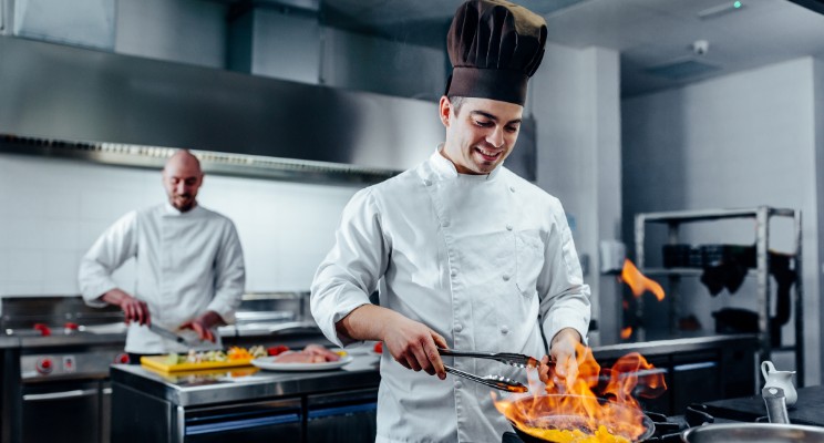 CORBUSÉ-como-emprender-un-negocio-de-comida-ser-chef-es-el-primer-paso-1